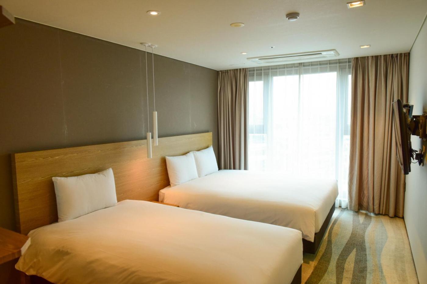 Saint Beach Hotel Jeju Eksteriør billede